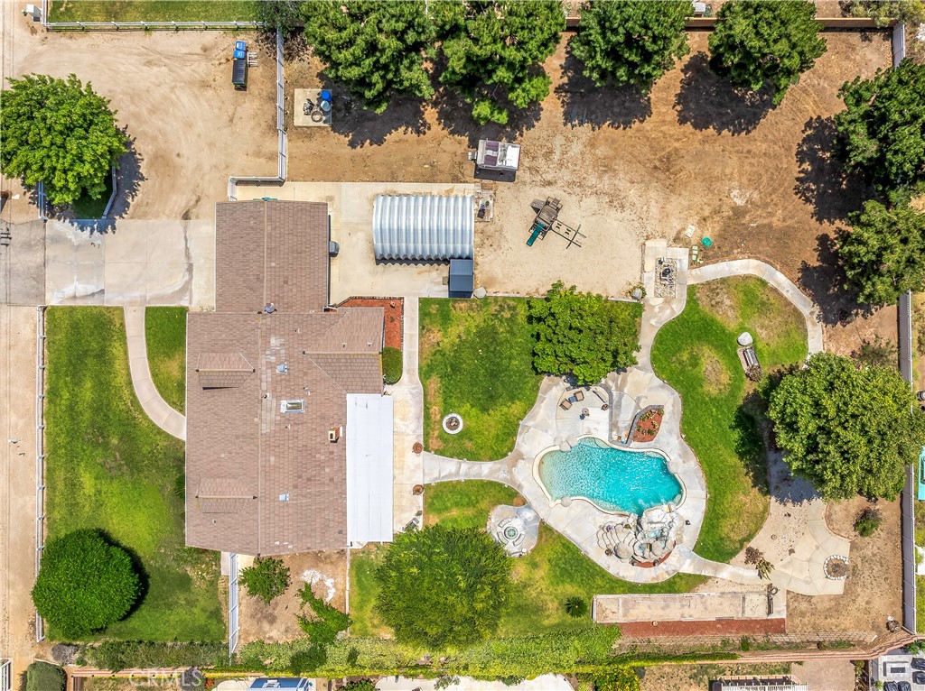 main property photo 57