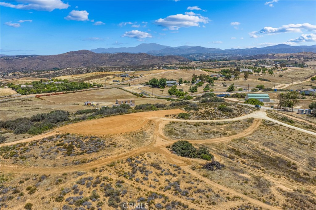 main property photo 16