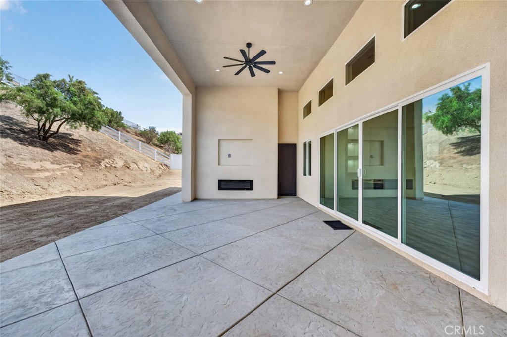 main property photo 45
