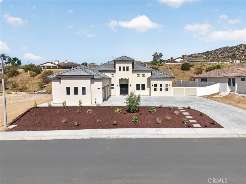 main property photo 61
