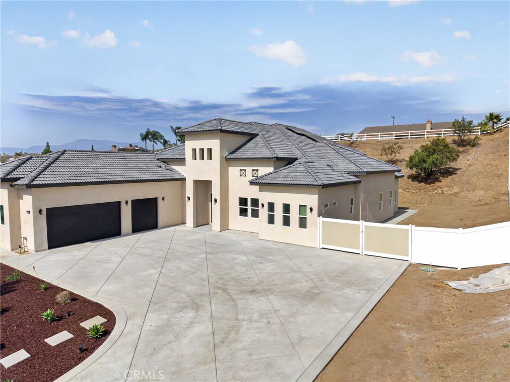 main property photo 65