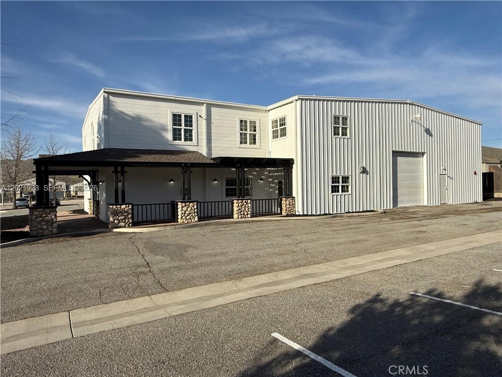 main property photo 7