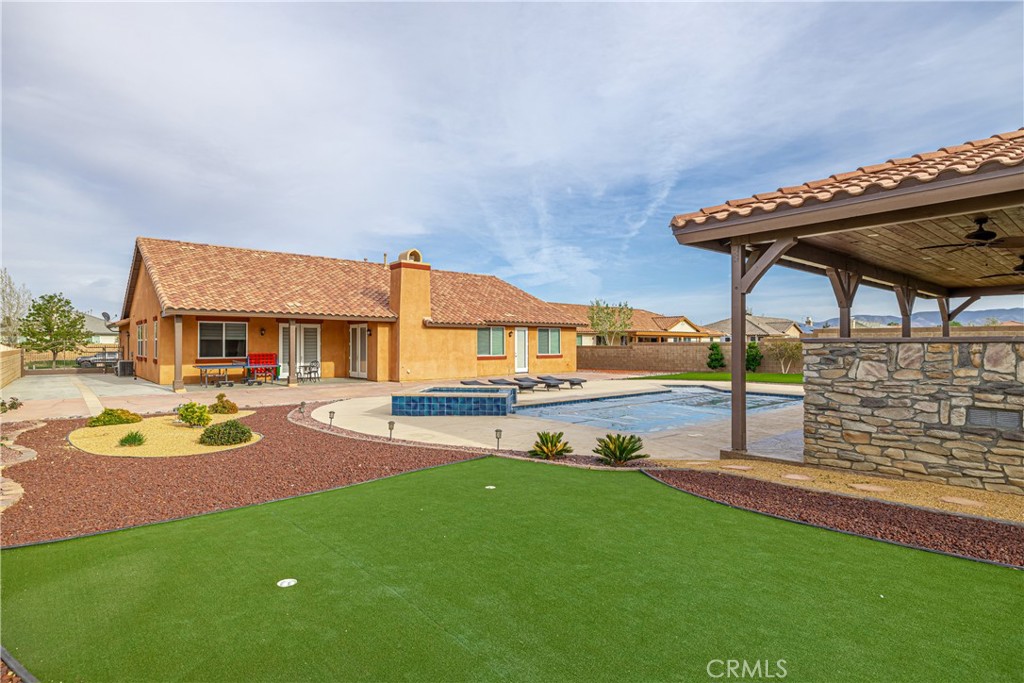 main property photo 33