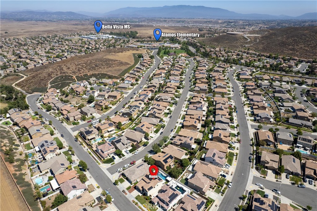 main property photo 4