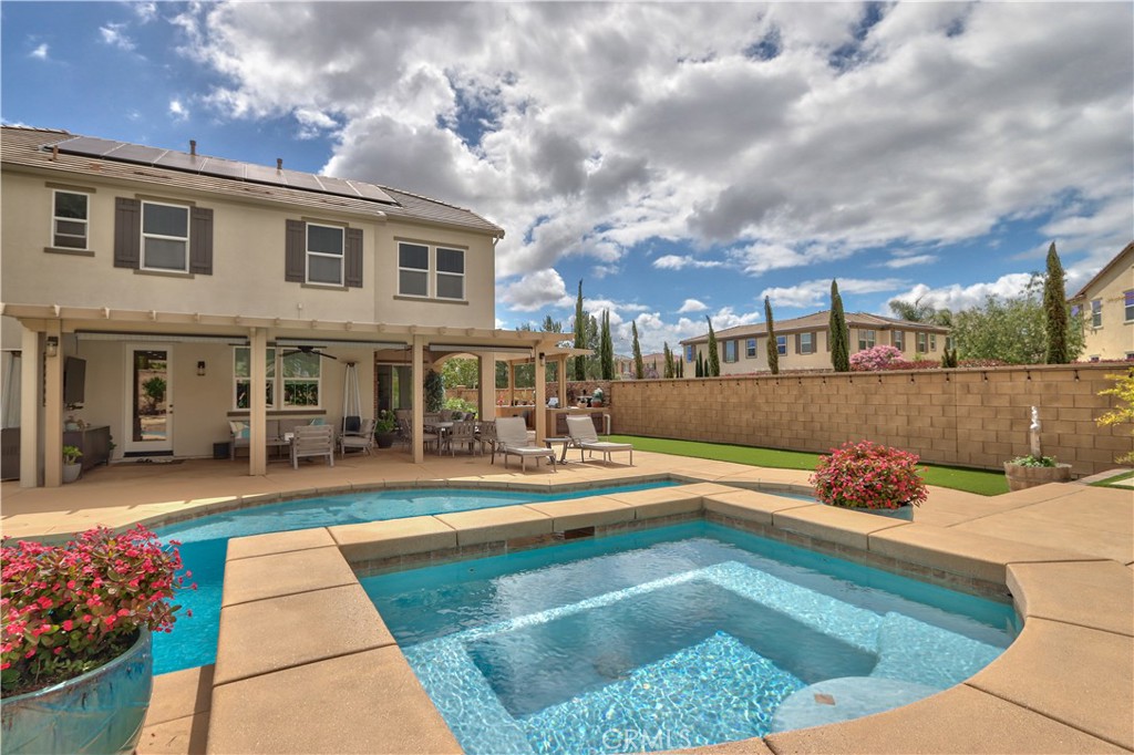 main property photo 45