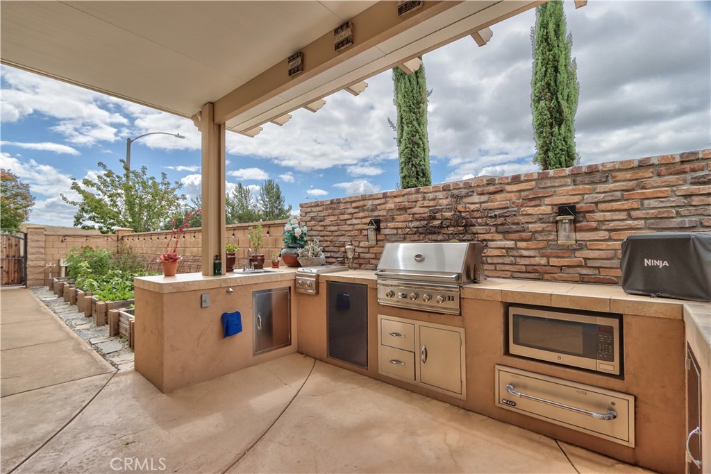 main property photo 58