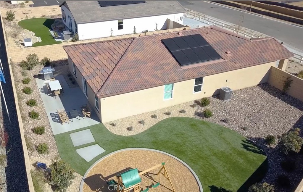 main property photo 15