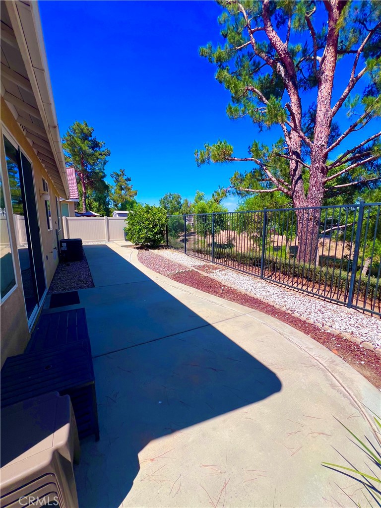 main property photo 24