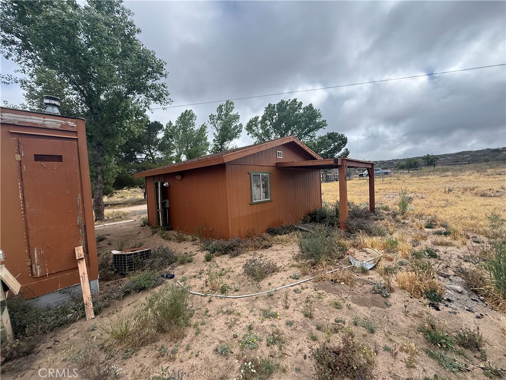 main property photo 28