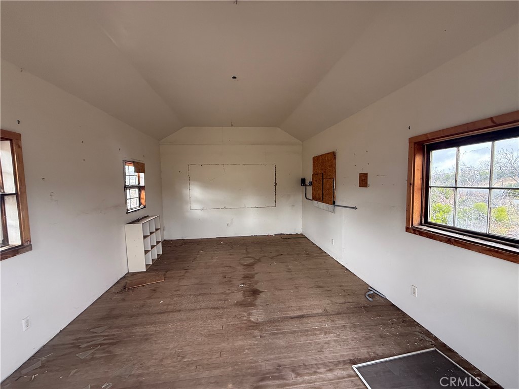 main property photo 67
