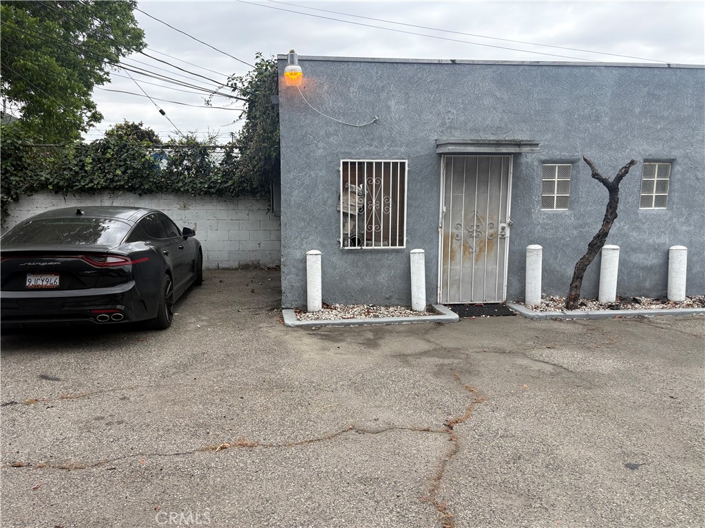 main property photo 8