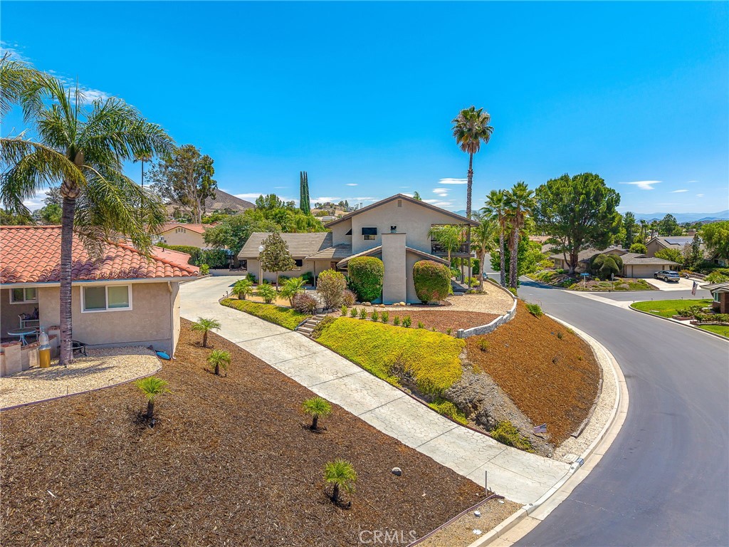 main property photo 59