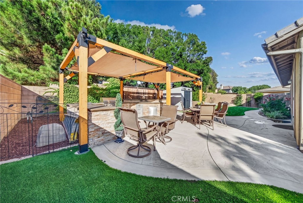 main property photo 45