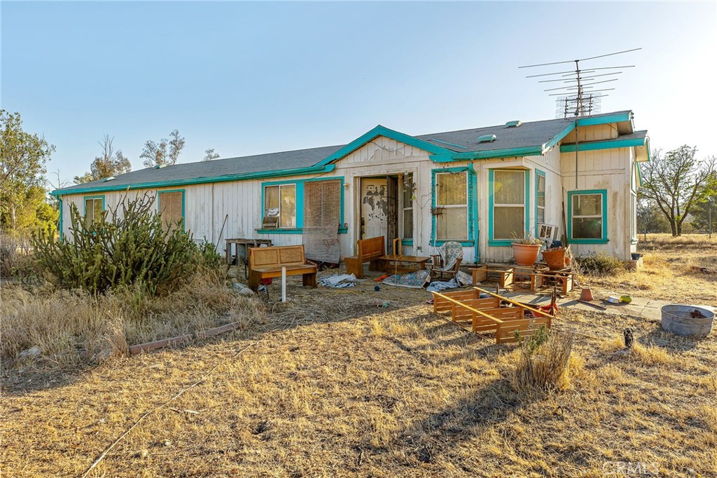 main property photo 10