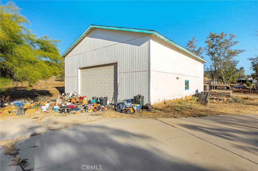 main property photo 17