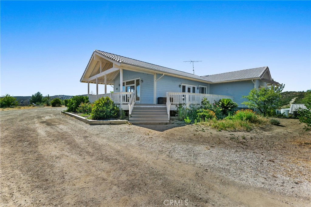 main property photo 36