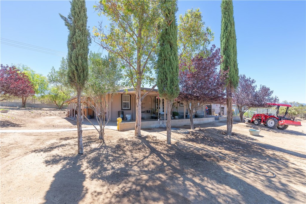 main property photo 22