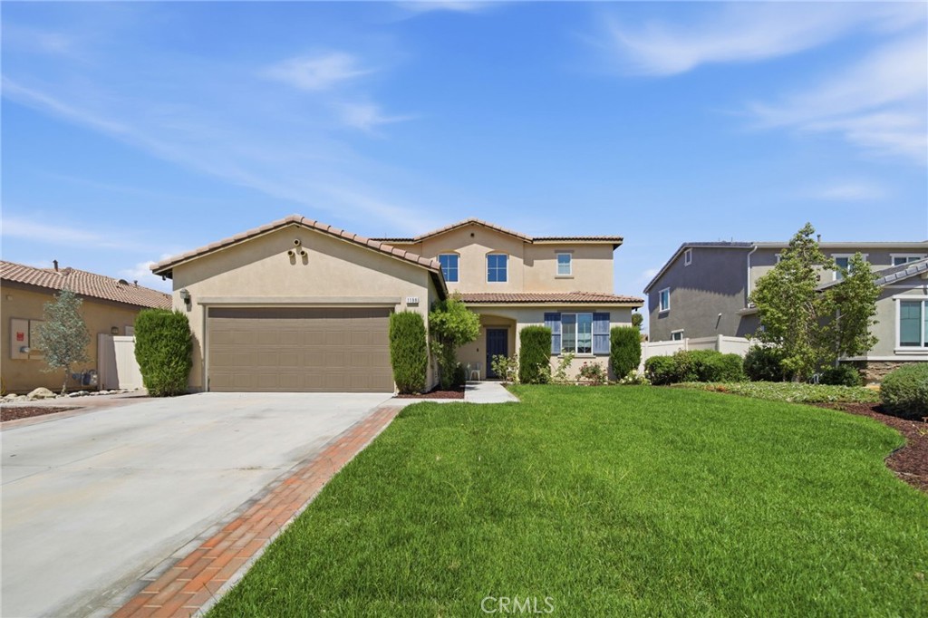 main property photo 3