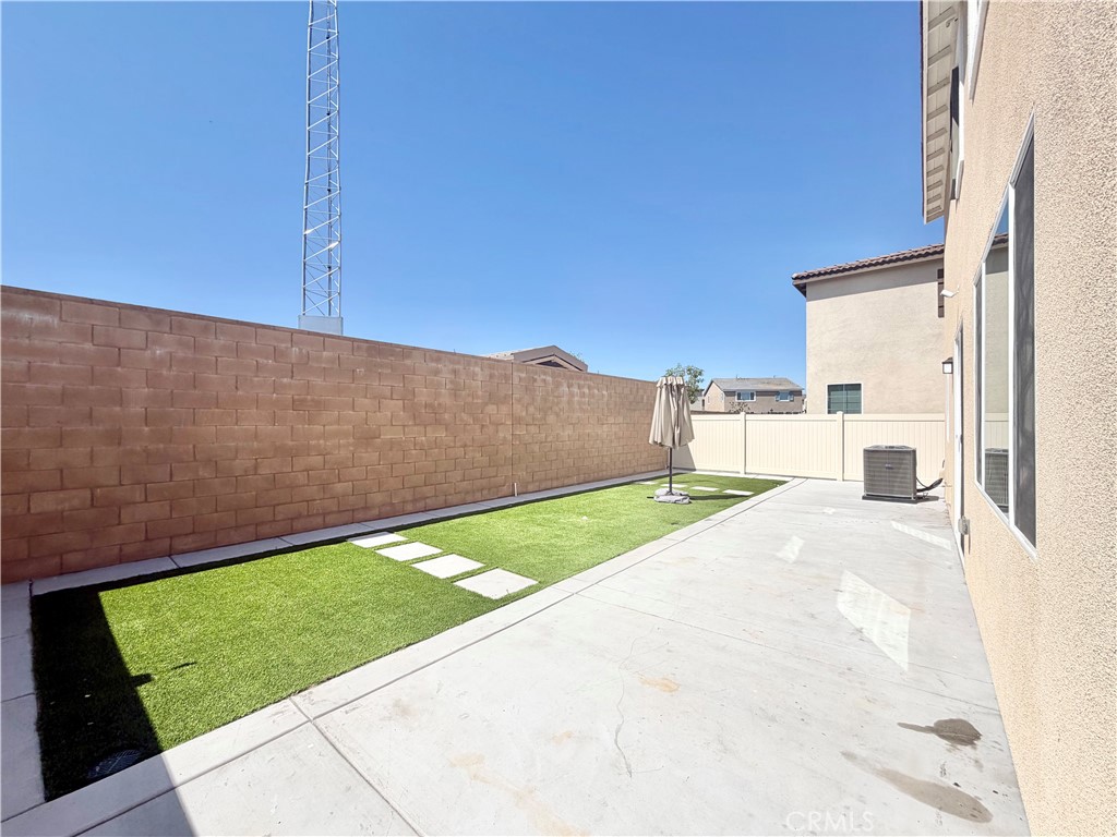 main property photo 31