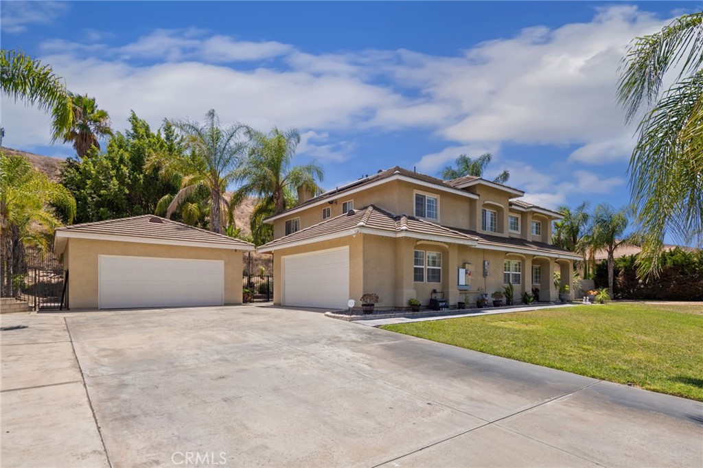 main property photo 7