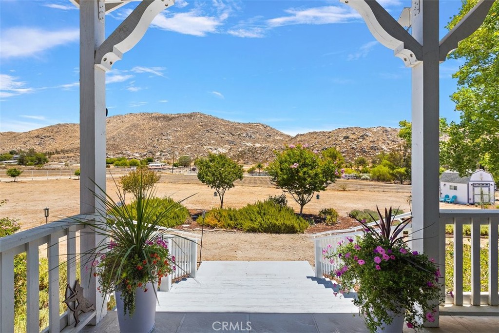 main property photo 31