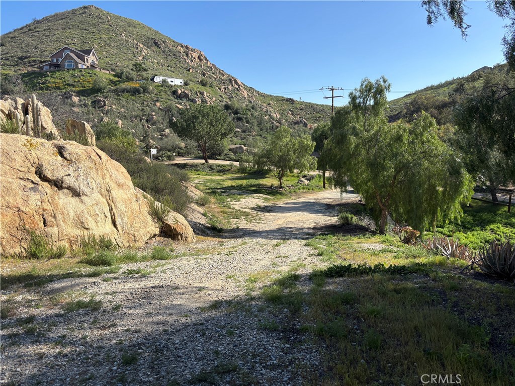 main property photo 7