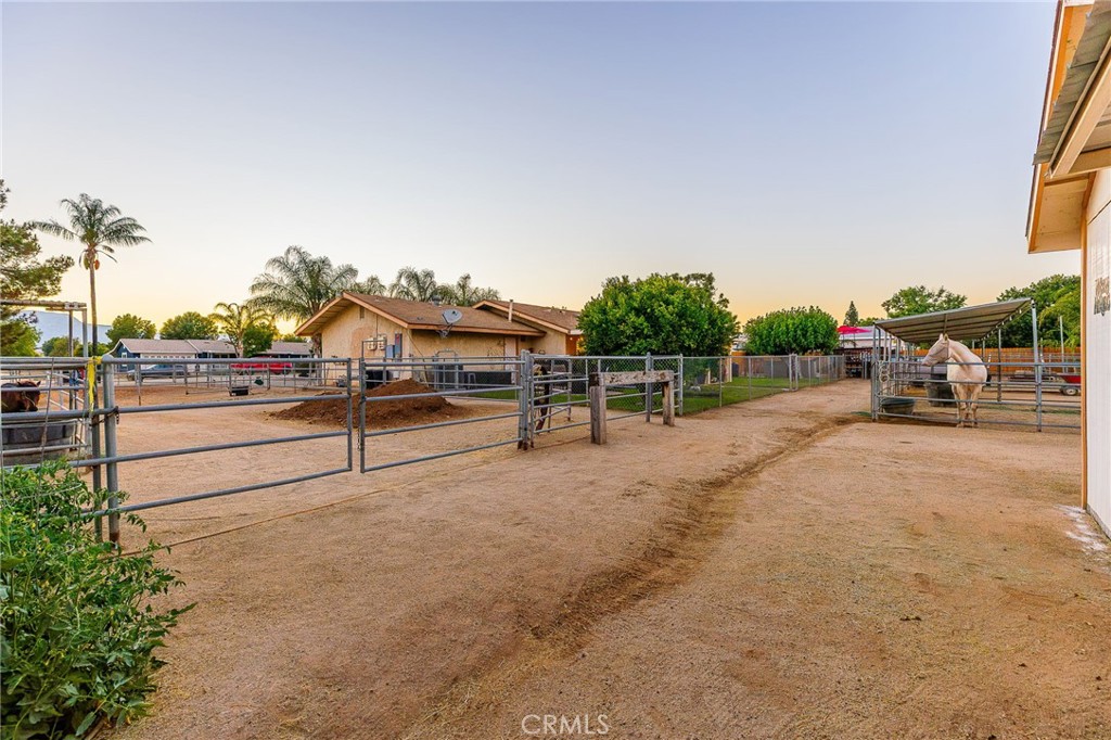 main property photo 33