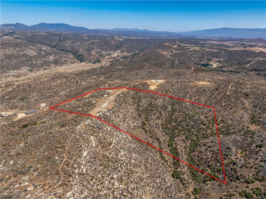main property photo 11