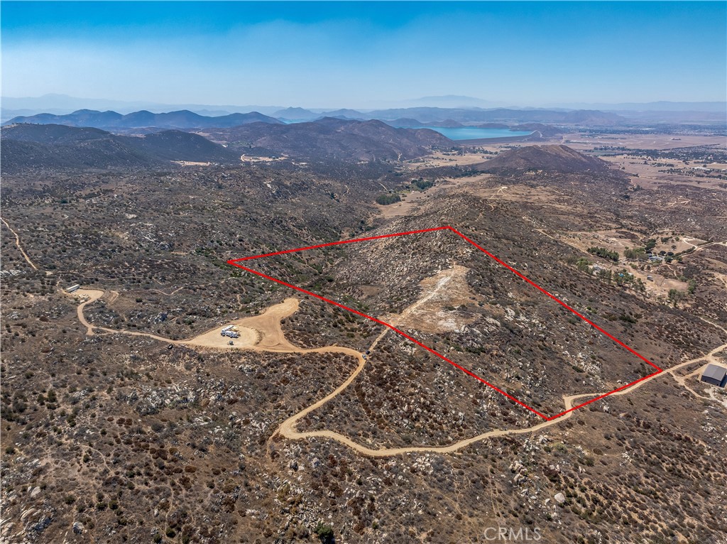 main property photo 8