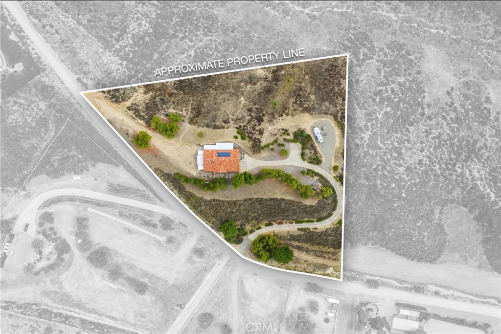 main property photo 14