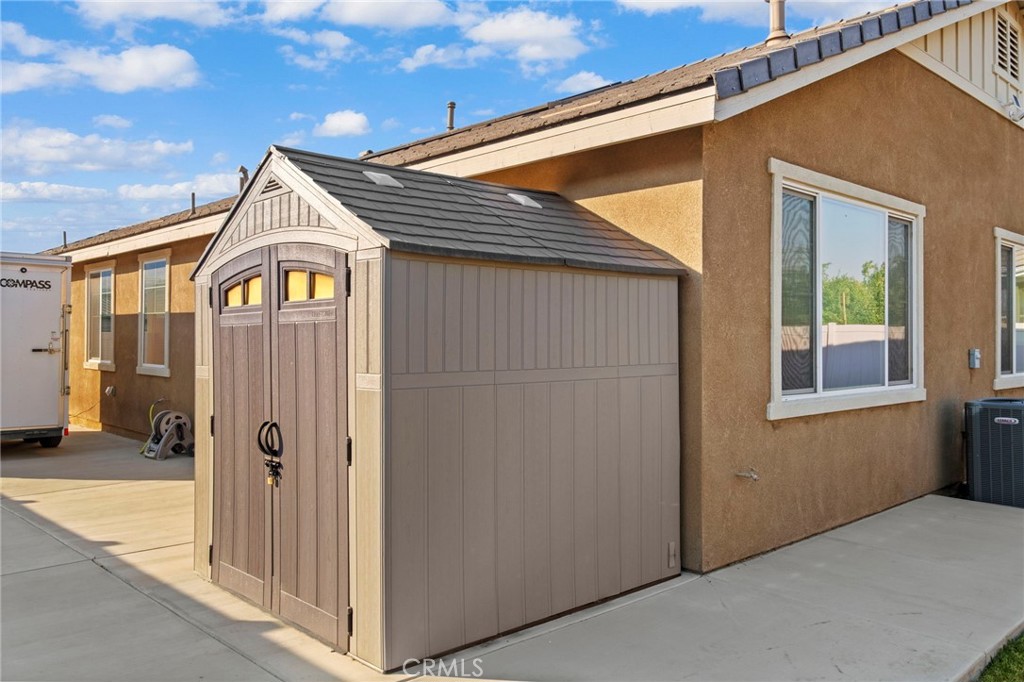 main property photo 38
