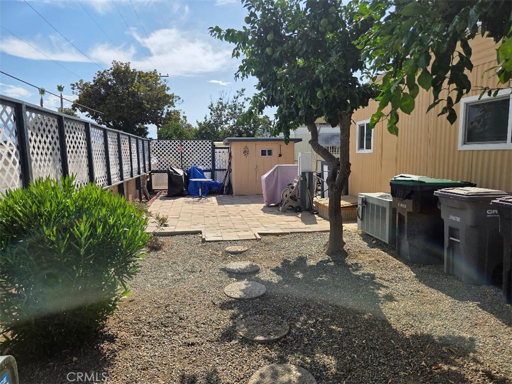 main property photo 29