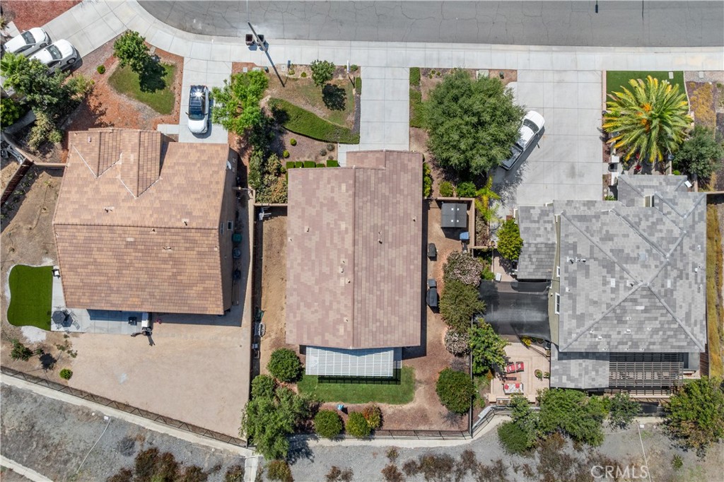 main property photo 26