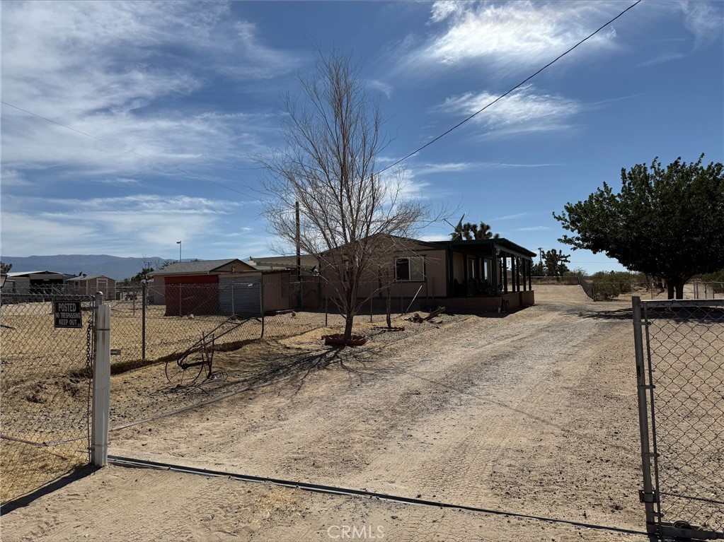 main property photo 28