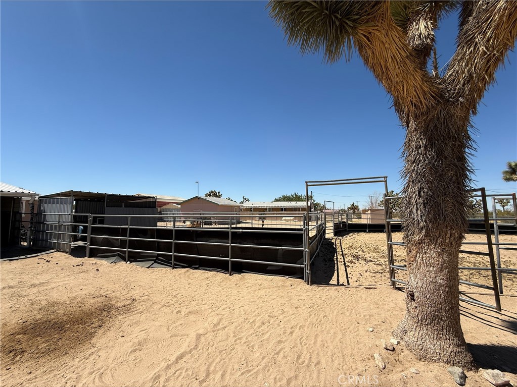 main property photo 41