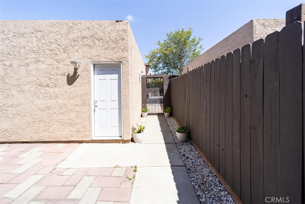 main property photo 29