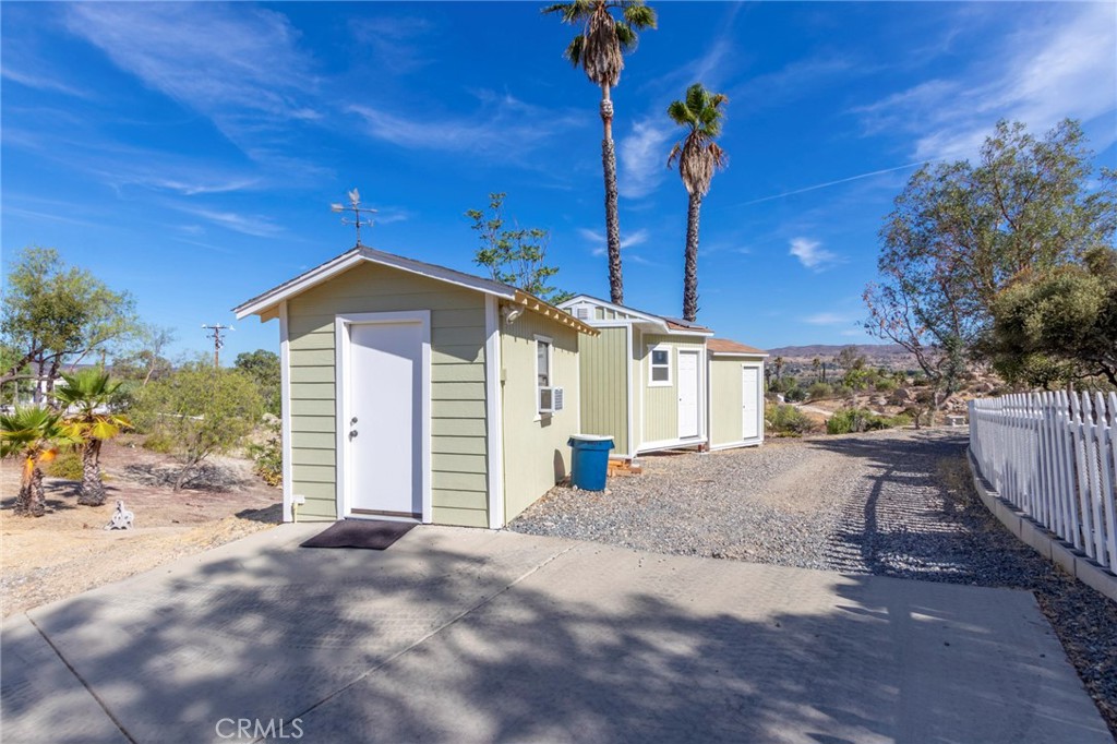 main property photo 35