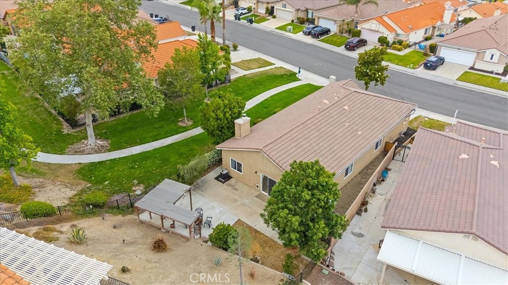 main property photo 50