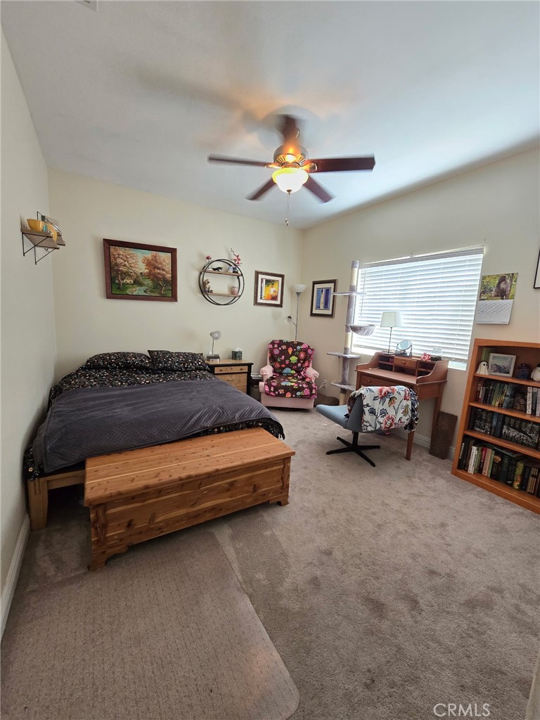 main property photo 40