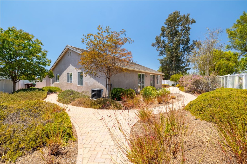 main property photo 26