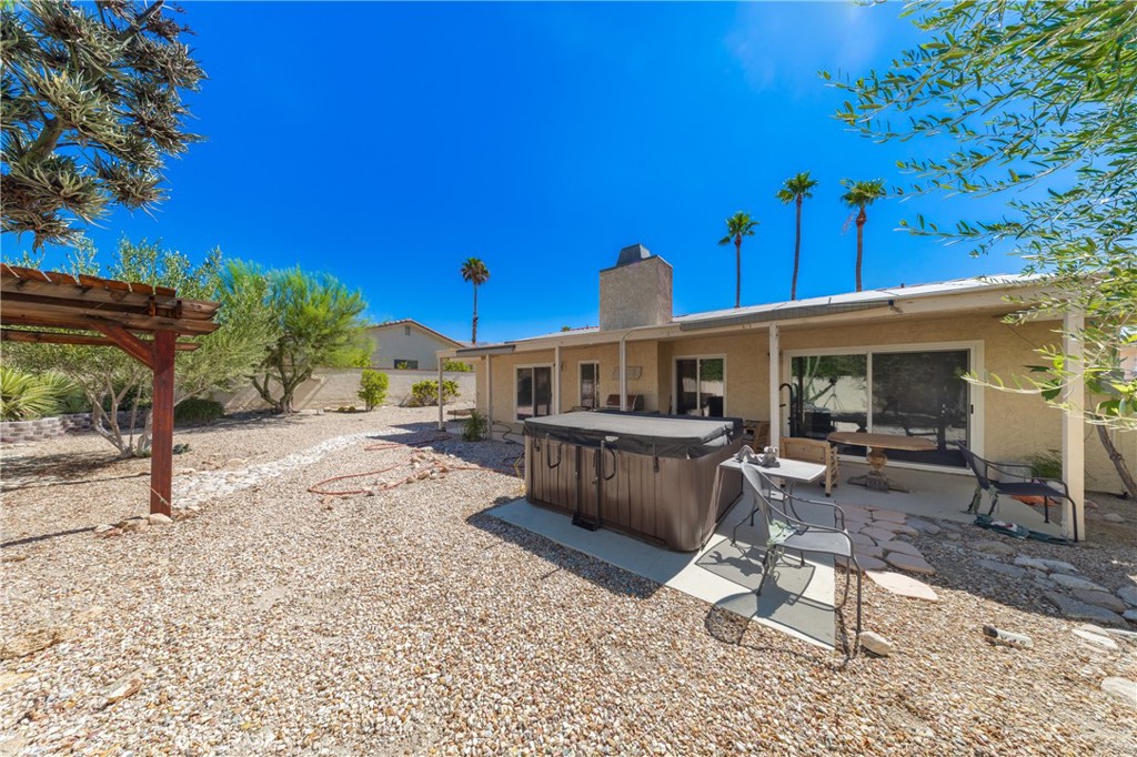 main property photo 29