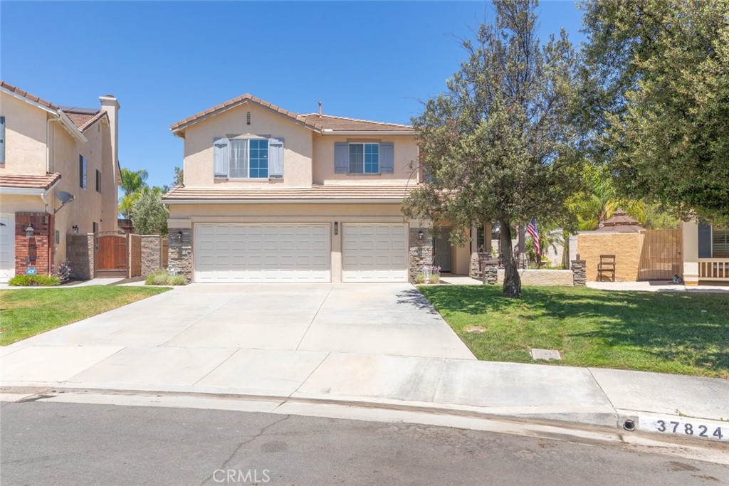 main property photo 1