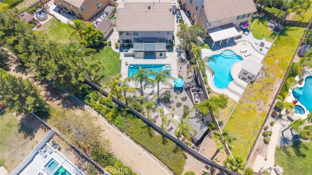 main property photo 45