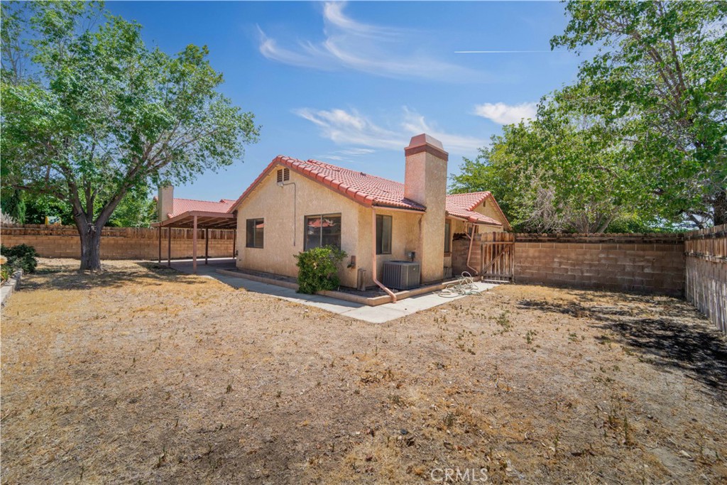 main property photo 10