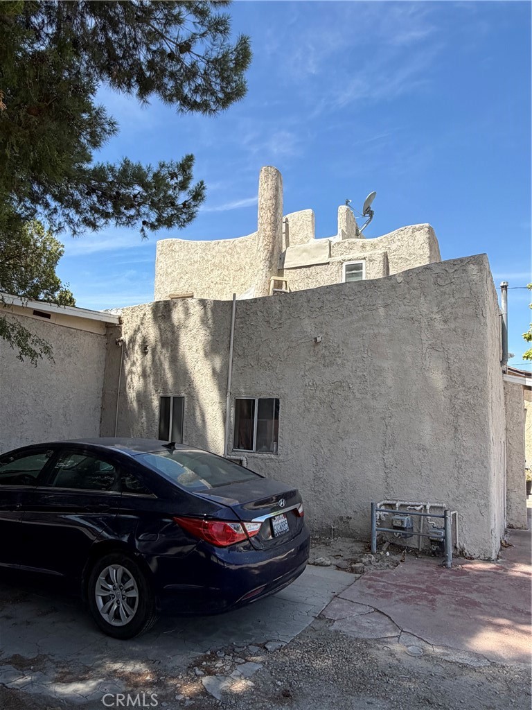 main property photo 23