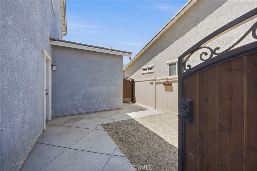 main property photo 60