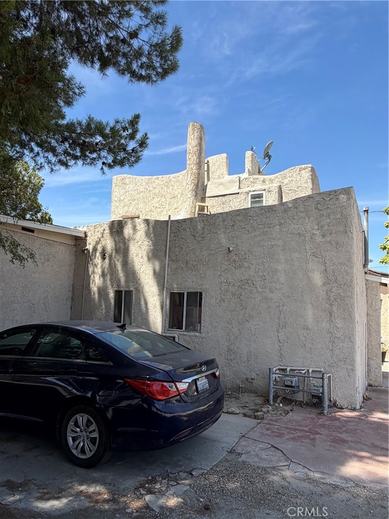 main property photo 25