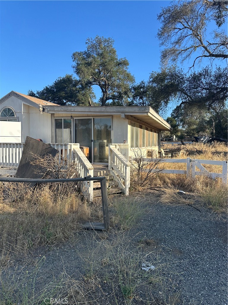 main property photo 37