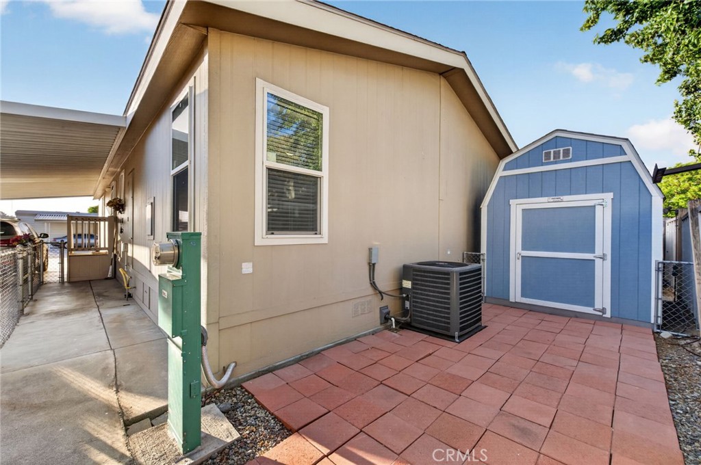 main property photo 22