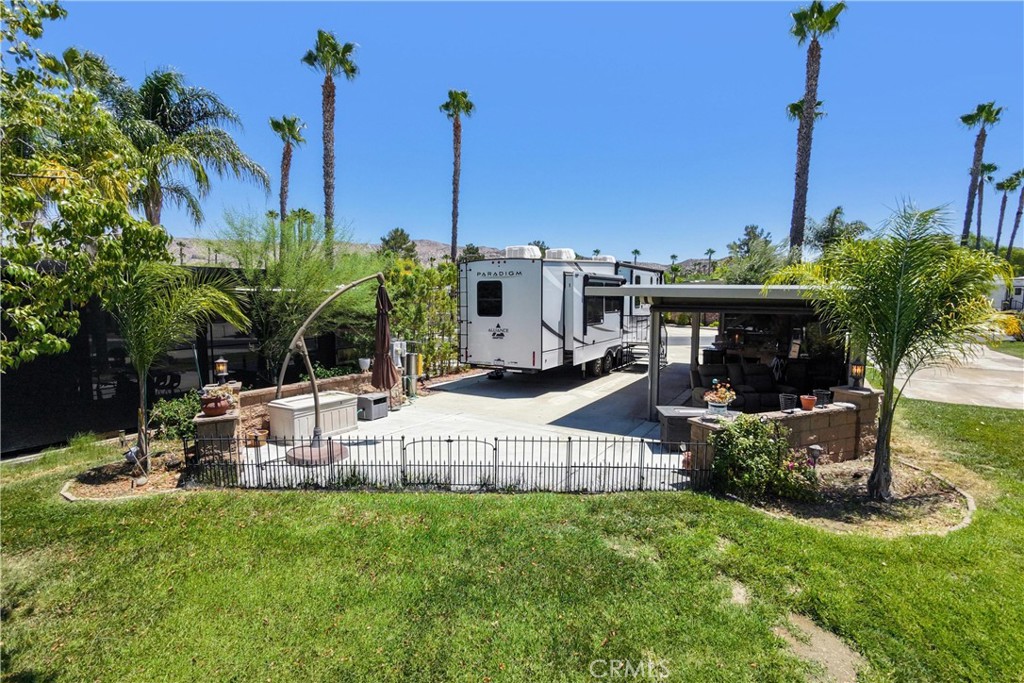 main property photo 10